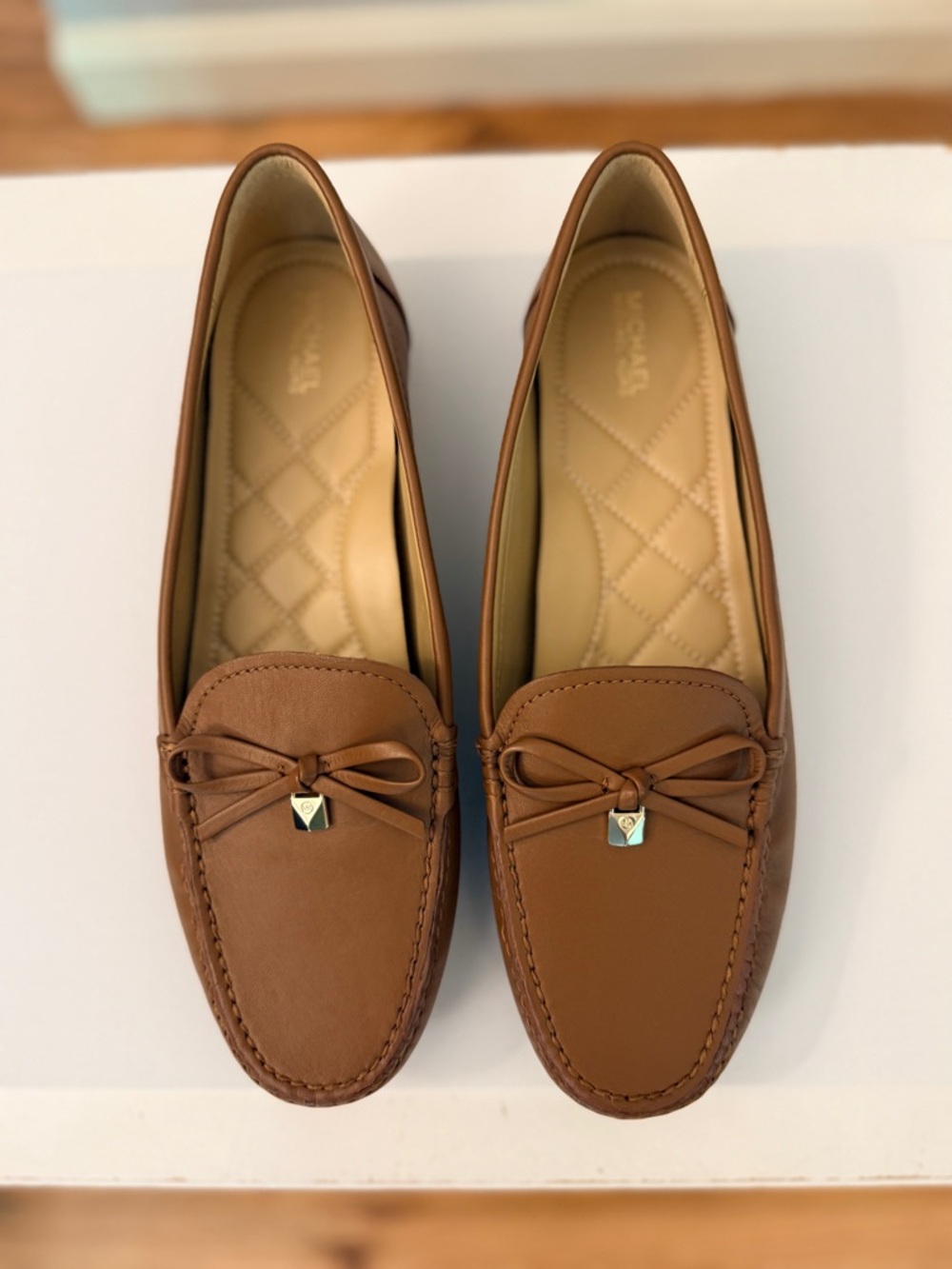 Michael Kors Leather Loafers Bow Detail Brown Size 9M - Picture 4 of 10